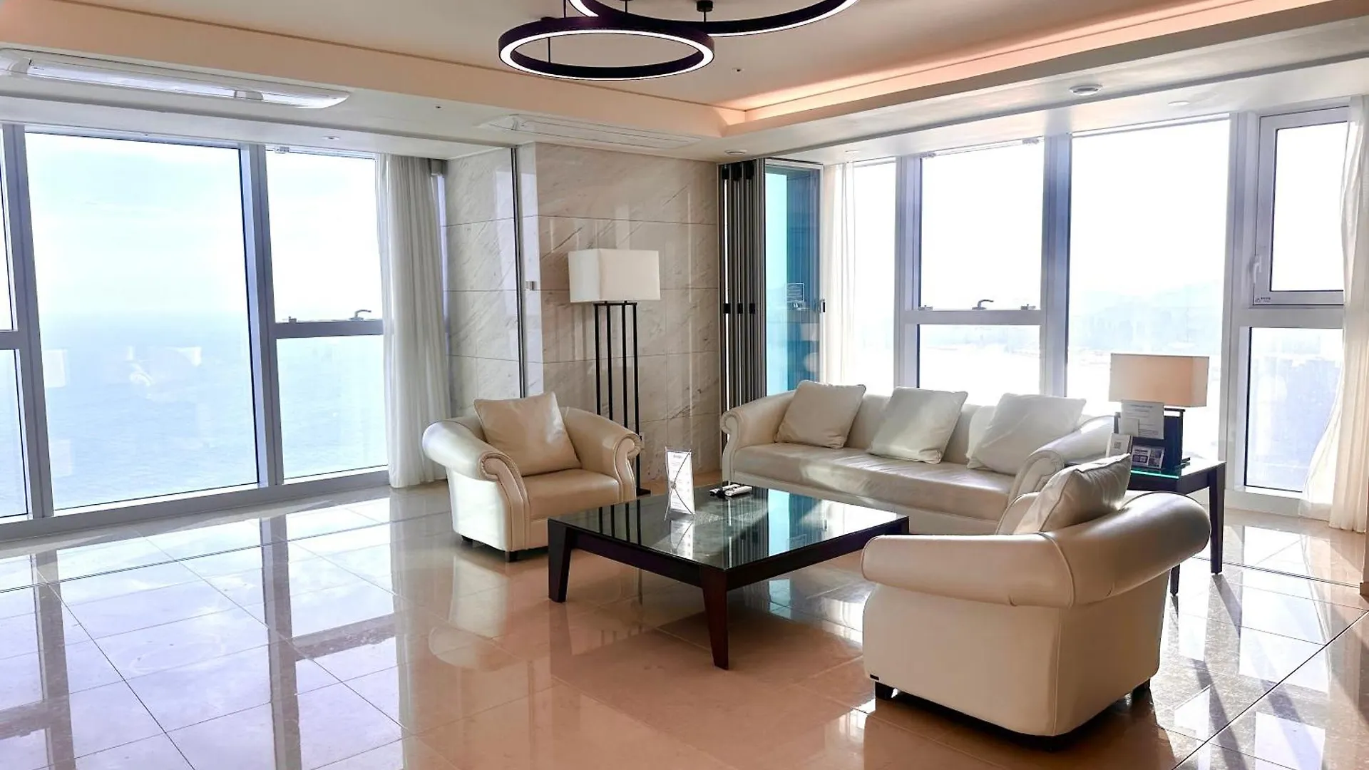 The Vine Lct Hotel And Residence Busan