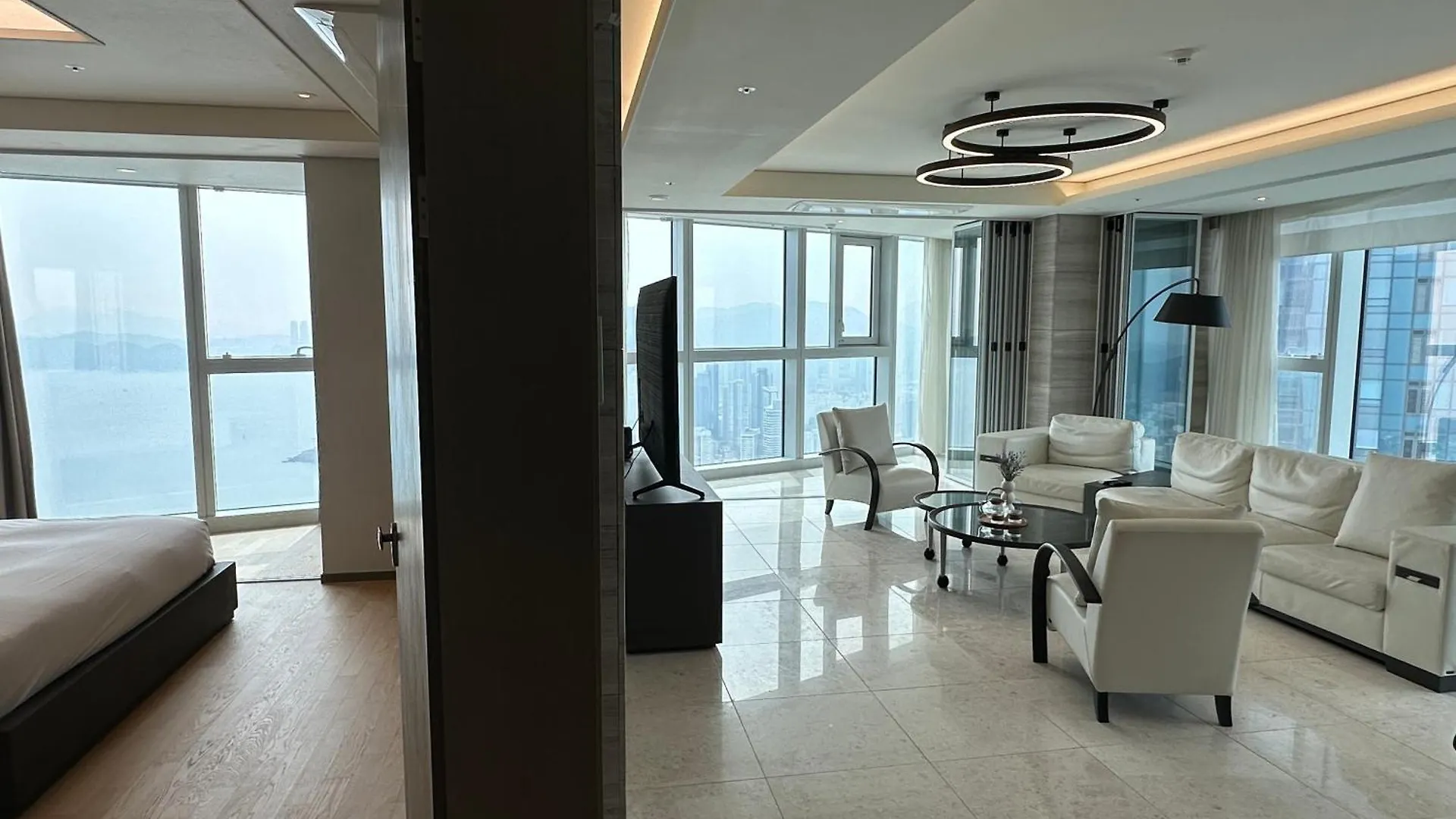 The Vine Lct Hotel And Residence Busan