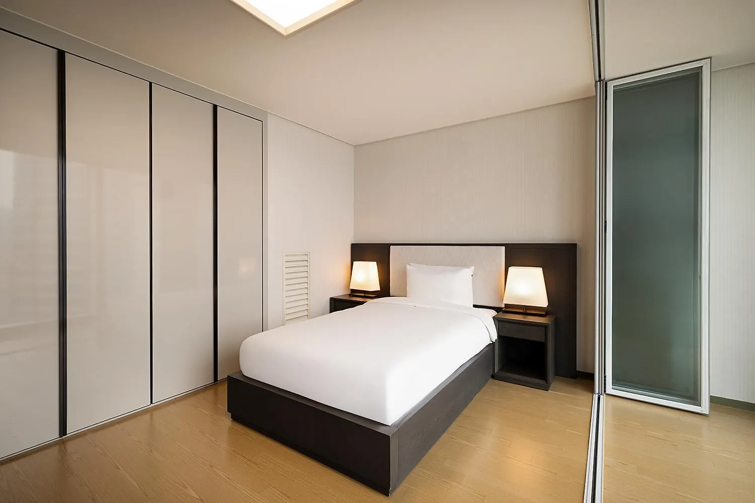 Lct Residence The Vine Haeundae Busan 0*,